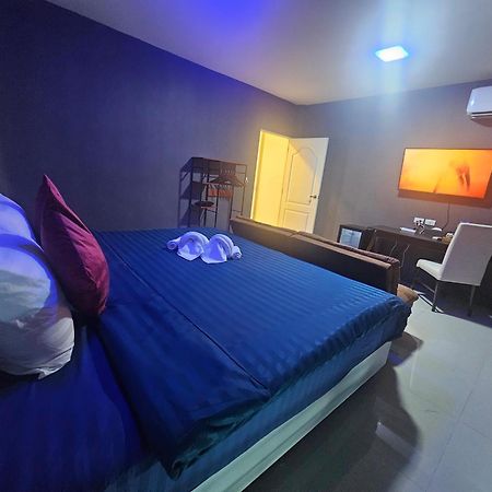 Khokeng Room Бангкок Екстер'єр фото