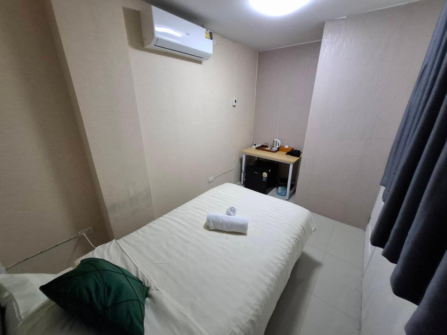 Khokeng Room Бангкок Екстер'єр фото